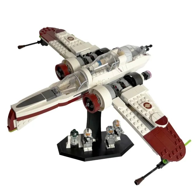Zestaw LEGO 75402, zdjęcie 2 z 4