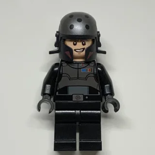 Agent Alexsandr Kallus, Helmet
